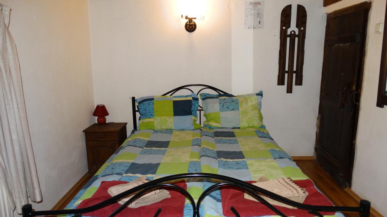 Hôtel Ecopark Elena Extérieur photo